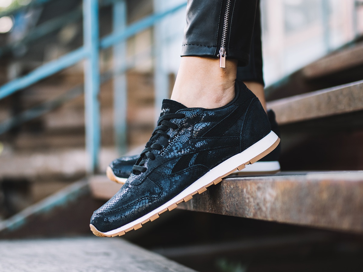 reebok classic leather clean exotics taupe